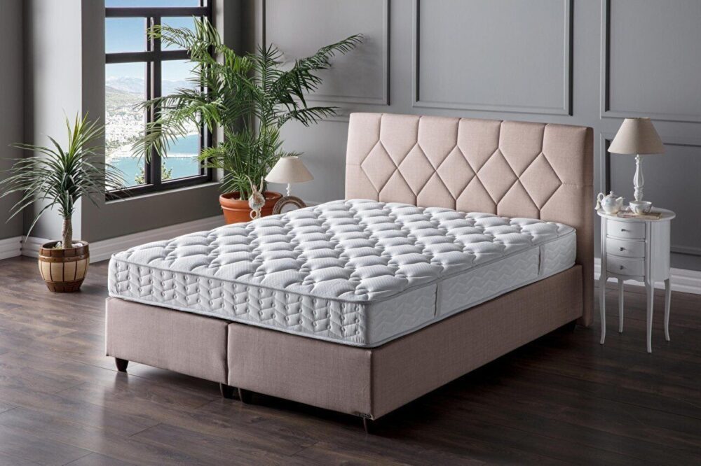 Boxspringbett + Kopfteil Sleepy + Matratze Dreamwell